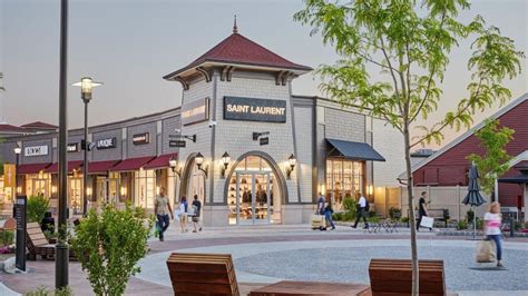 ysl woodbury outlet|Reviews of Yves Saint Laurent Outlet, Woodbury Common Premium Outlets .